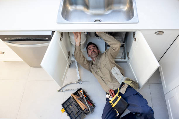 Best Emergency Plumbing Repair  in Village Of Waukesha, WI